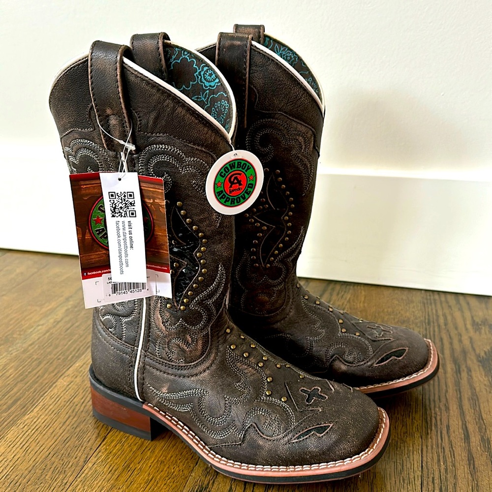 NWT Laredo Cowgirl Boots